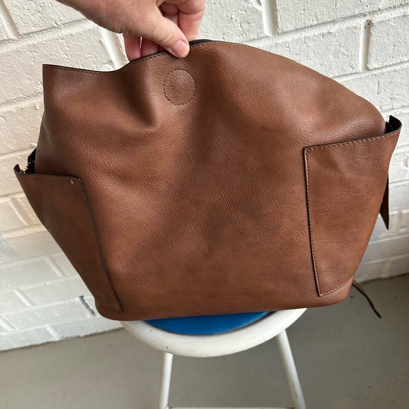 Chic Brown Faux Leather Hobo Shoulder Crossbody Bag W/Detachable Crossbody Strap - Picture 6 of 16